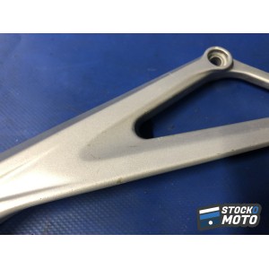 Platine repose pied passager droite MV AGUSTA F3 675 2012 à 2017. 