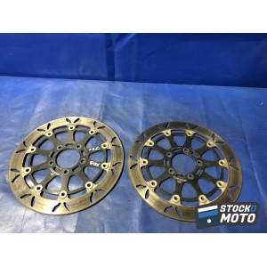 Disques de frein avant SUZUKI GSXR SRAD de 1996.