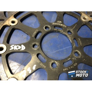 Disques de frein avant SUZUKI GSXR SRAD de 1996.