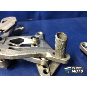 Commande reculée Gilles Tooling Commandes reculées Factor X Honda CBR500R/CB500F/CB500X (13-16) HONDA CBR 500 R de 2013 à 2015. 