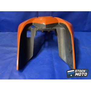 Cache plastique sur réservoir KTM 390 DUKE de 2013 à 2016. 