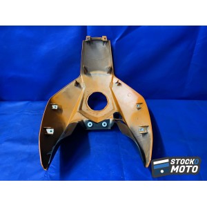 Cache plastique sur réservoir KTM 390 DUKE de 2013 à 2016. 