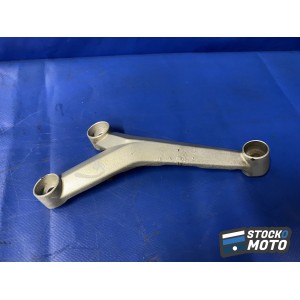 Support moteur gauche KTM 390 DUKE de 2013 à 2016. 