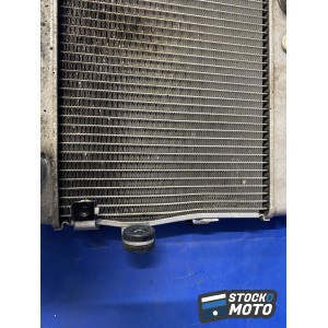 Radiateur d'eau YAMAHA MT 07 de 2014 à 2017.