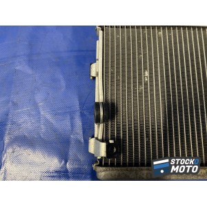 Radiateur d'eau YAMAHA MT 07 de 2014 à 2017.