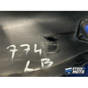 Coque arrière gauche SUZUKI SV 650 N de 1999 à 2002..