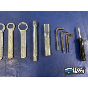 Outils SUZUKI SV 650 S de 1999 à 2002. 