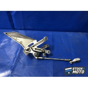 Platine repose pied gauche APRILIA RST 1000 FUTURA 