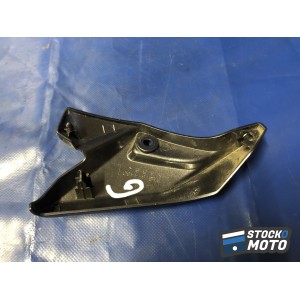 Cache plastique gauche sur optique SUZUKI 600 GSR de 2006 à 2011