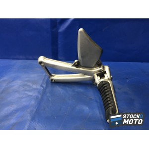 Platine repose pied gauche DUCATI SPORT TOURING ST2 de 1997 à 2003. 